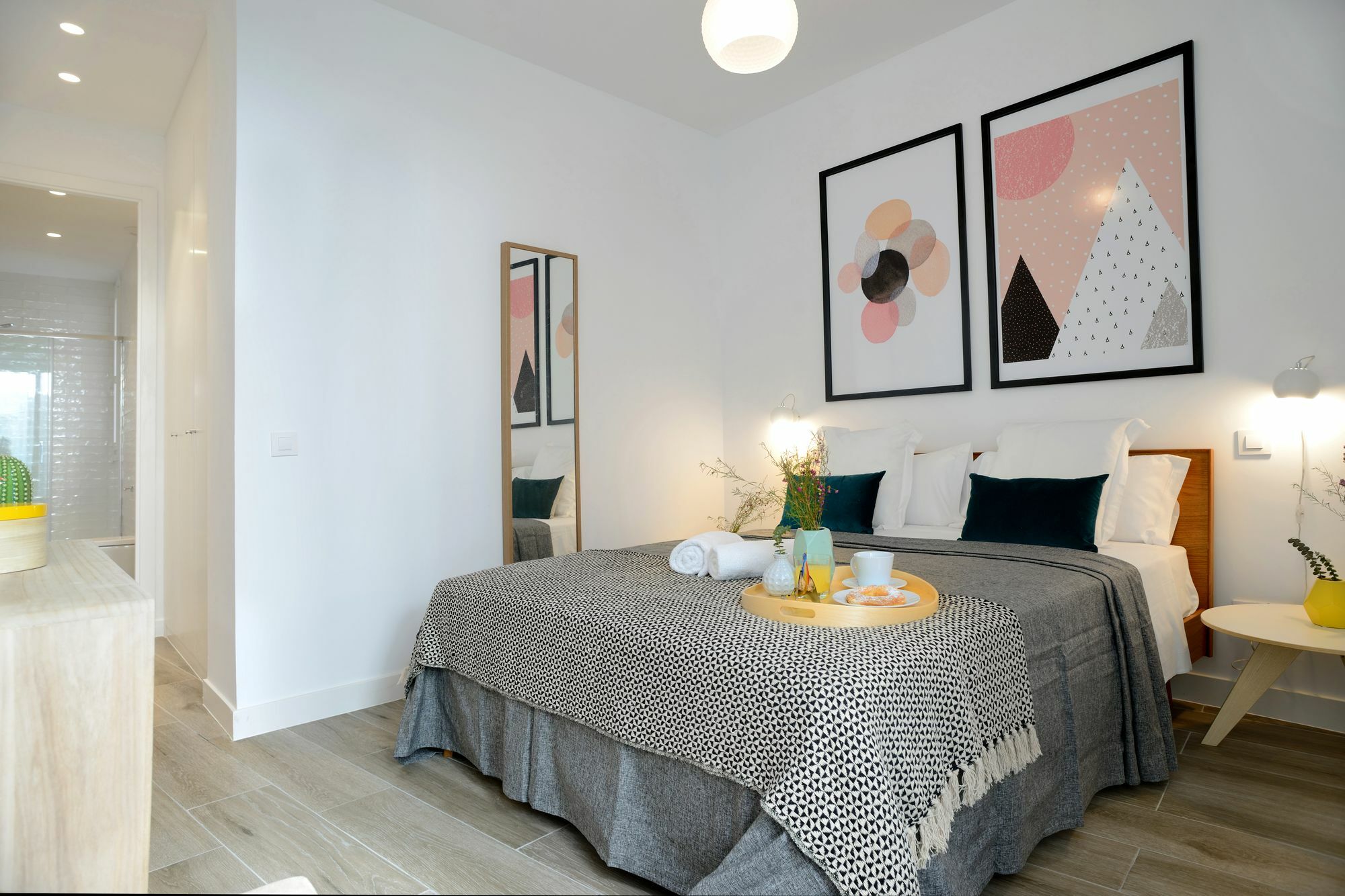 Nqn Aparts & Suites Madrid Eksteriør bilde